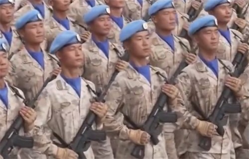 维和部队蓝盔铁拳守护人类和平的通行证
