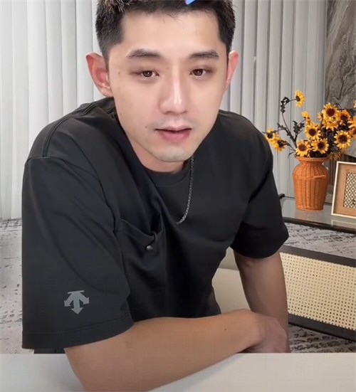 张继科说被人一脚踹水里