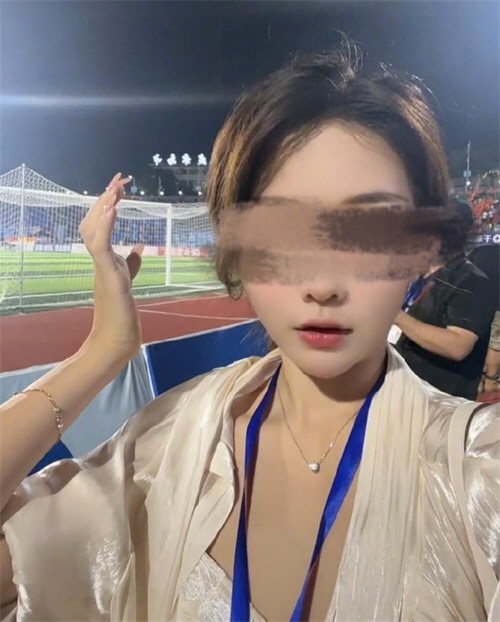 湖南一女主播收到炸弹包裹被炸伤