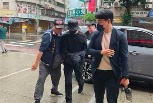 陈柏霖修杰楷被警方拘提