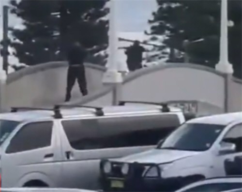 悉尼邦迪滩枪击事件10人死亡 悉尼邦迪滩枪击事件10人死亡