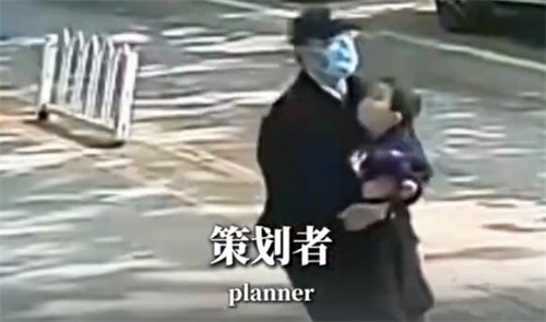 丈夫抢走孩子爷爷放话拘留也不还