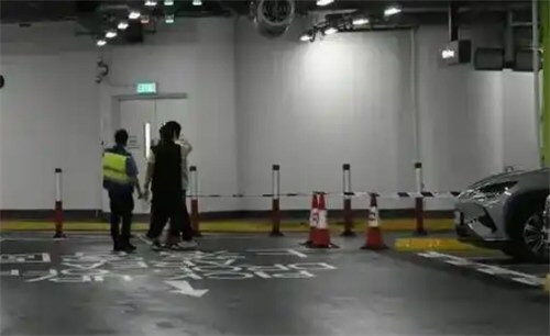 香港机场突发劫案 700万港元金条被抢