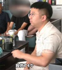 父母去世20岁大哥一人供出4个大学生 兄弟为争遗产闹翻