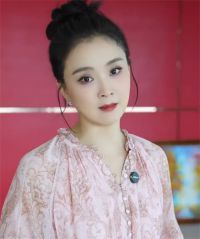 王艳富豪丈夫已被限消 王艳两场直播销售额超3000万