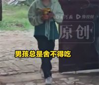 9岁男孩偷偷给爷爷带肉当地已介入 老师得知学生带肉给爷爷当场泪崩