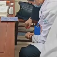 患者曝名医让儿子代诊致其流产 患者流产质问名医对方还剪脚趾甲