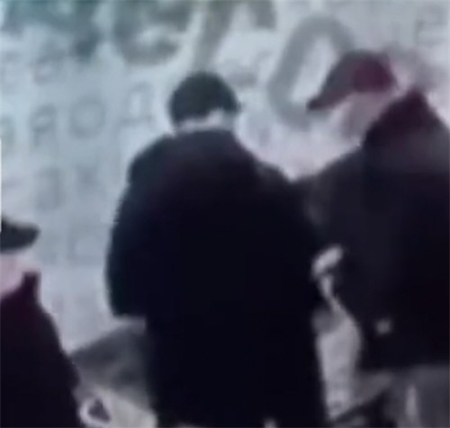 乌克兰男子遭强制征兵当场自爆