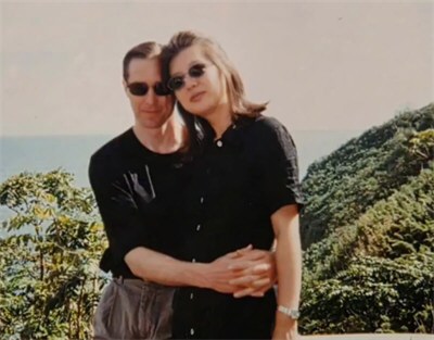 美国CEO崩溃枪杀妻子后自杀 CEO投资亏超1亿美元枪杀妻子后自杀